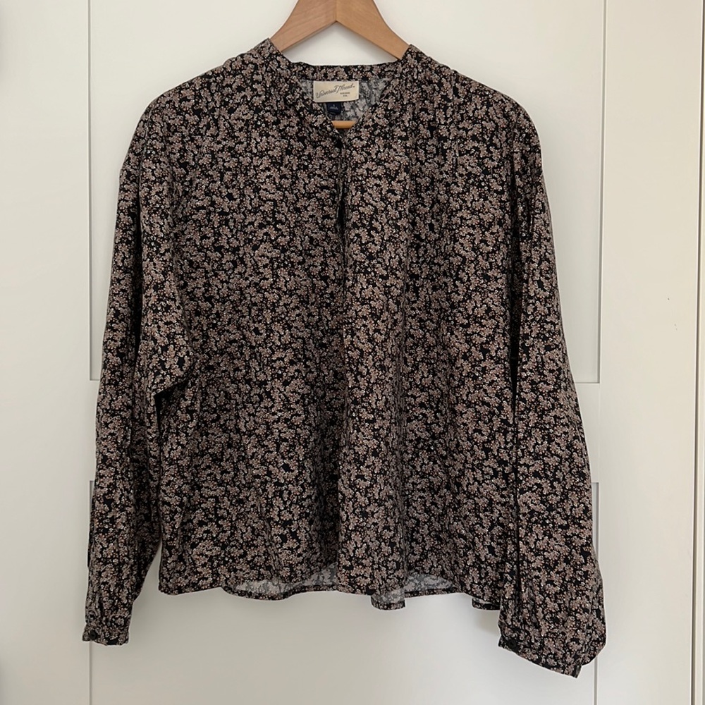 Universal Thread Women's Floral Print Balloon Sleeve Top